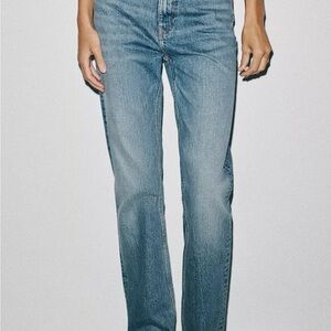 Zara Women's Straight Leg Jeans in Blue Size 0